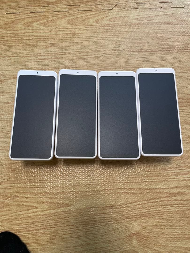 ゆ*こ様 Switchbot カーテン (U型) +ソーラーパネル　4台セット