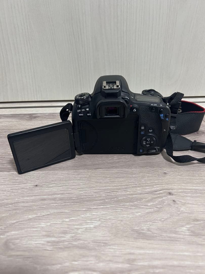 R*P様 Canon EOS 9000D デジタル一眼レフカメラ