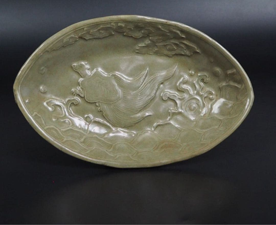 水芙蓉送料無料　江戸時代　青磁亀文向付　18.5×12ｃｍ