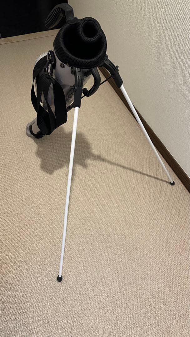 し*険様 BEAMS GOLF スタンドバッグ グレー カバー付き