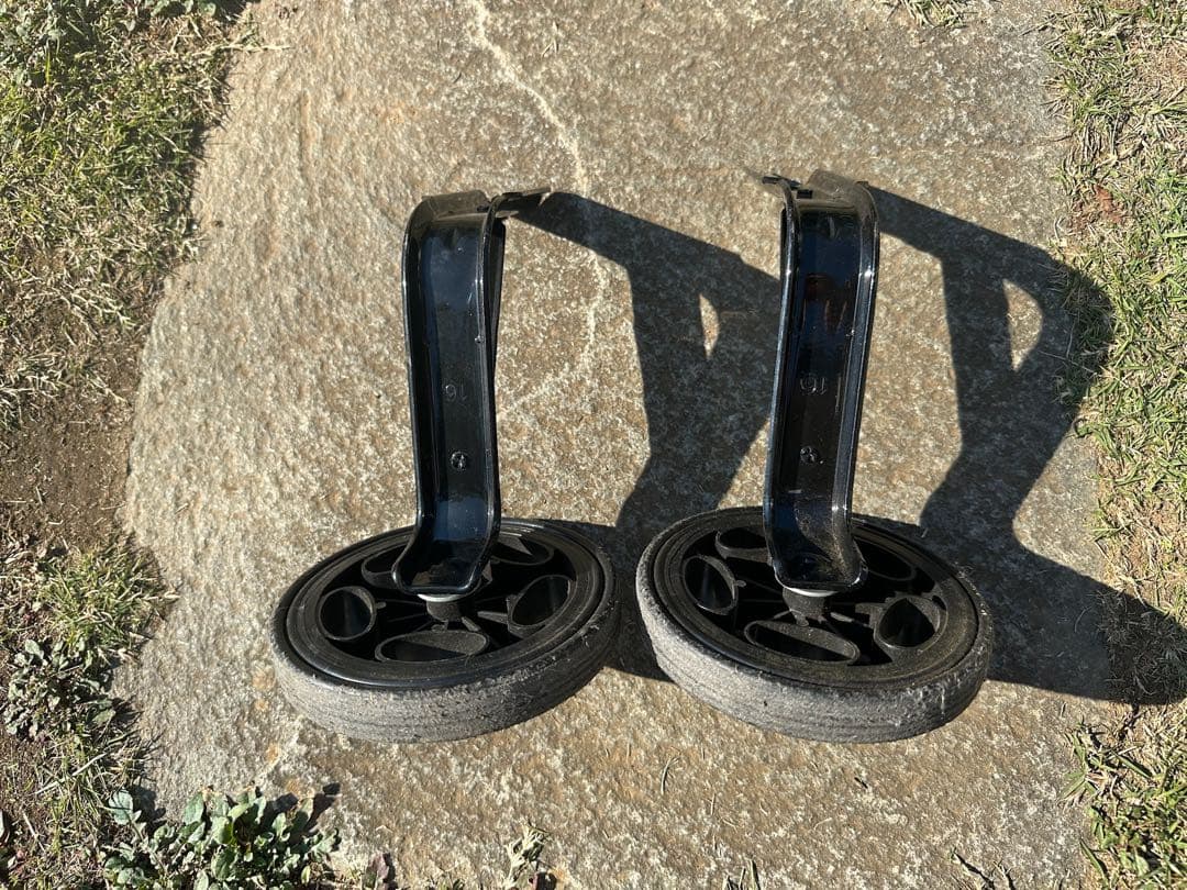 子供用　自転車16インチ　緑　黒　トイザらス