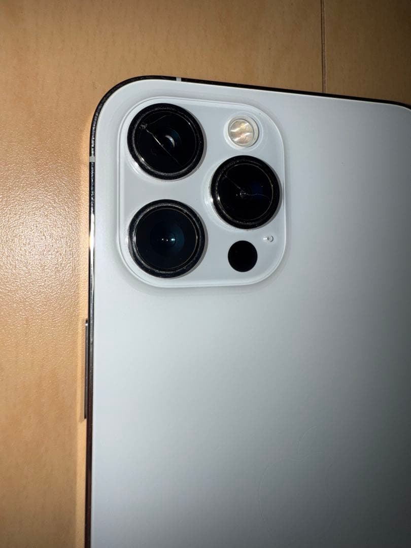 iPhone12ProMax 128GB SIMフリー カメラレンズひび割れあり