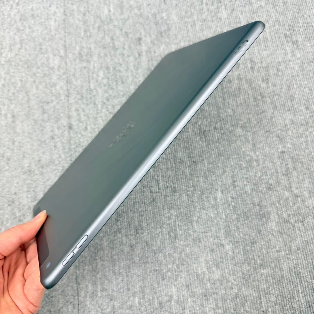 「美品」iPad 第8世代 32GB Wi-Fi + Cellular