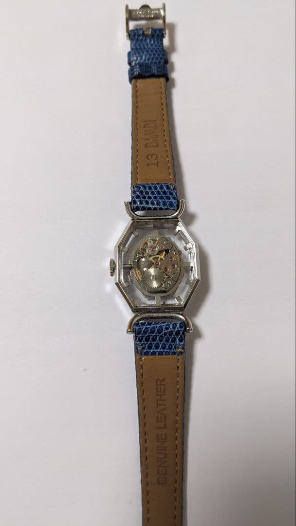 ジュベニア手巻き腕時計レディース　シルバー色