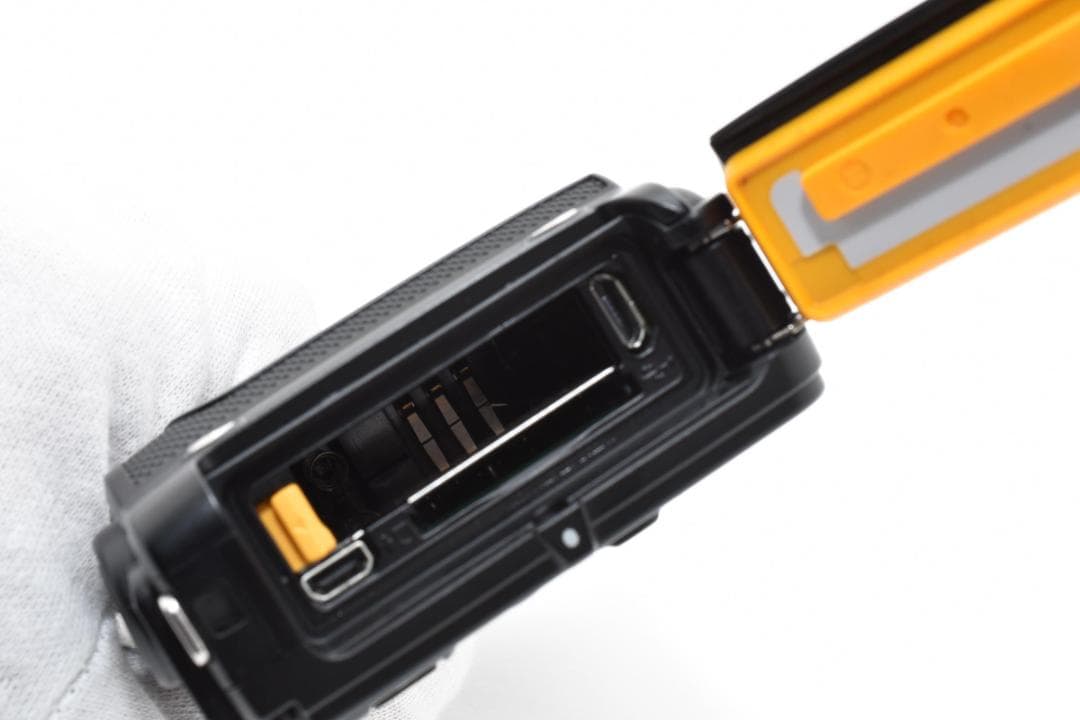 ■ほぼ新品 ■ニコン Nikon COOLPIX W300