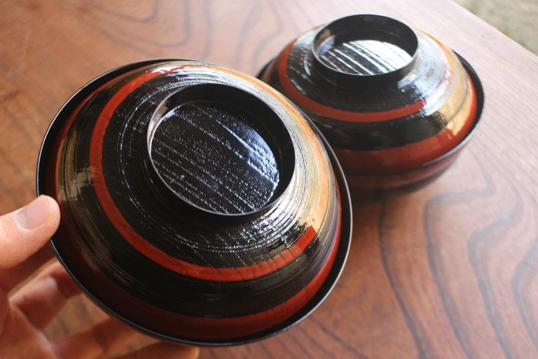 デッドストック！極上独塗分柿合わせに優美な見返雲錦蒔絵の映えるお椀2点（検山中塗