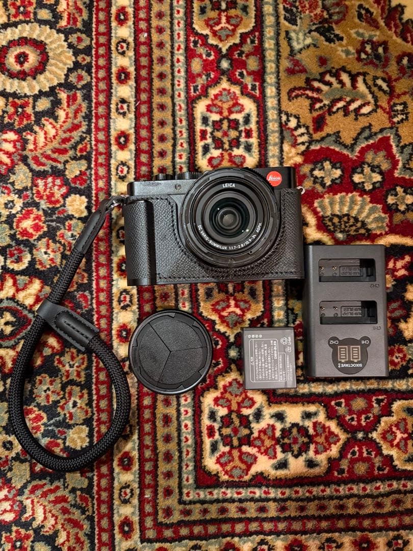 Leica dlux 7 純正フラッシュ・オートキャップ・予備バッテリー付き
