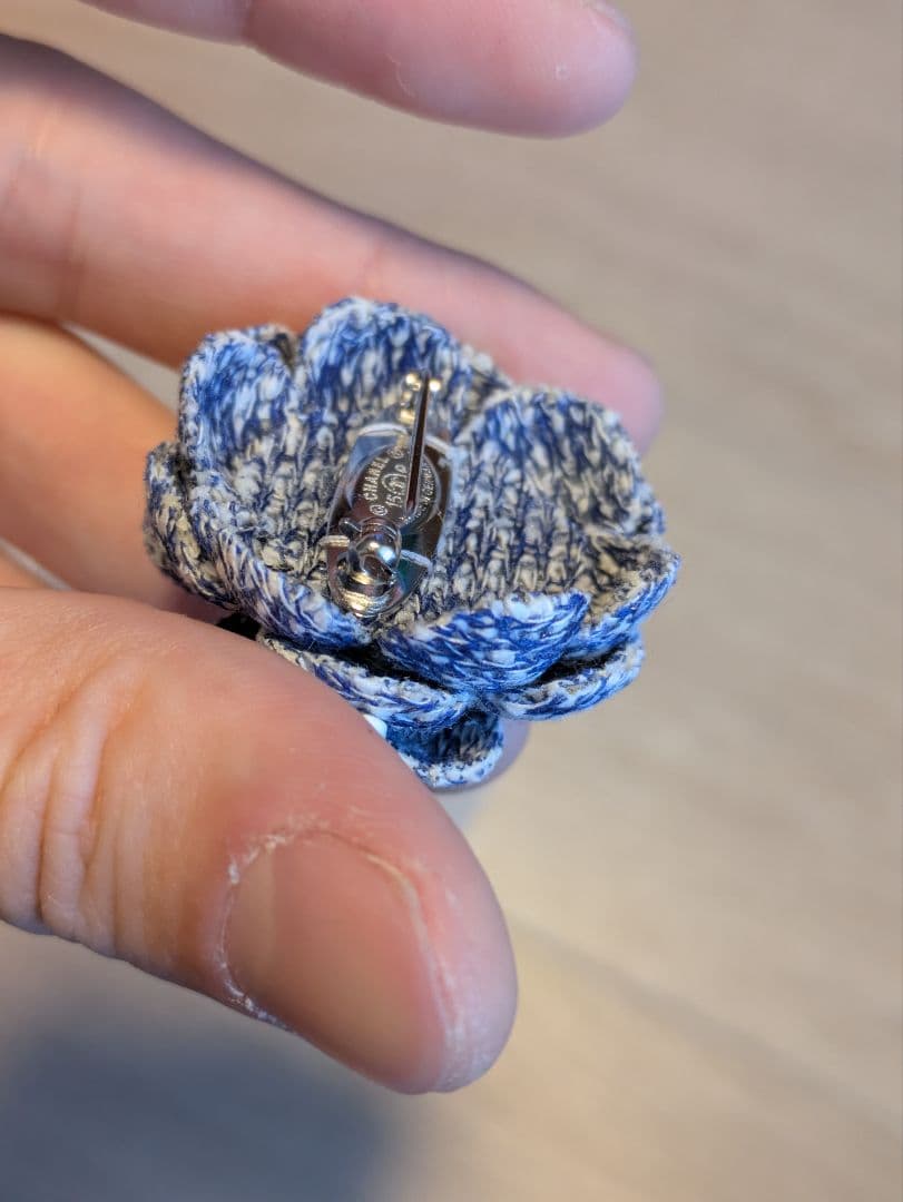 Chanel　シャネル　カメリア　ブローチ