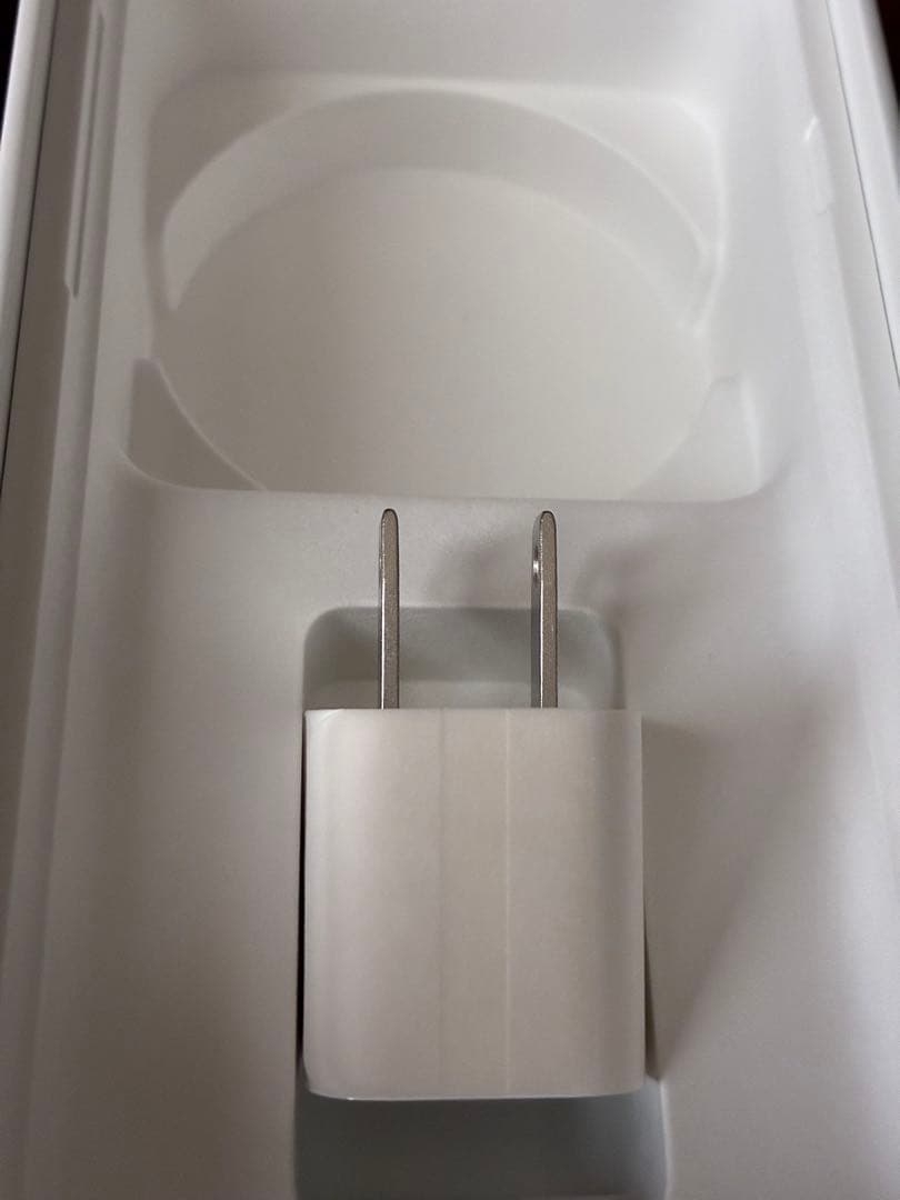 iPhone SE 第二世代　64GB PRODUCT RED