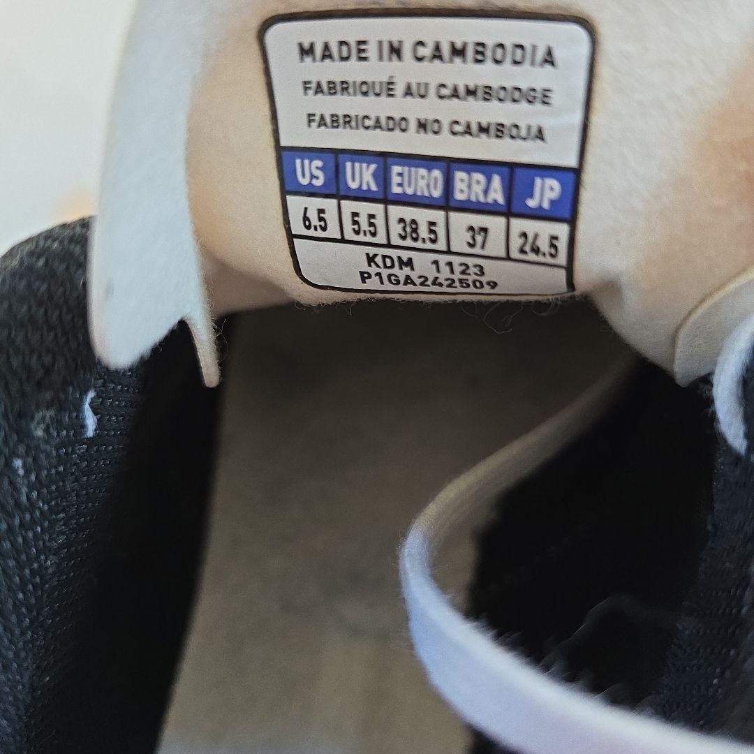 モナルシーダ　スパイク　　24.5cm　25cm