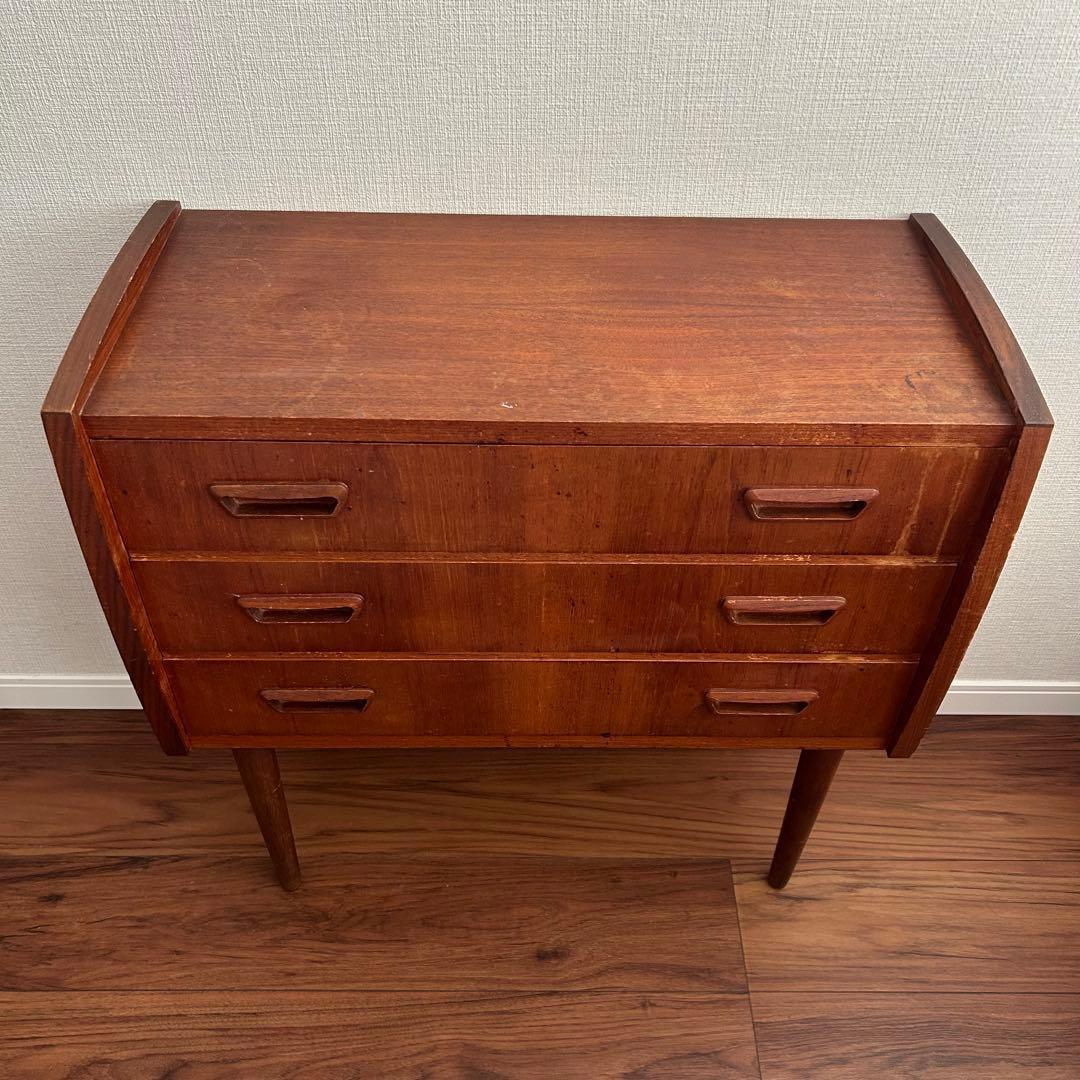 デンマーク　チーク　3段チェスト　スモールチェスト　北欧家具　ヴィンテージ