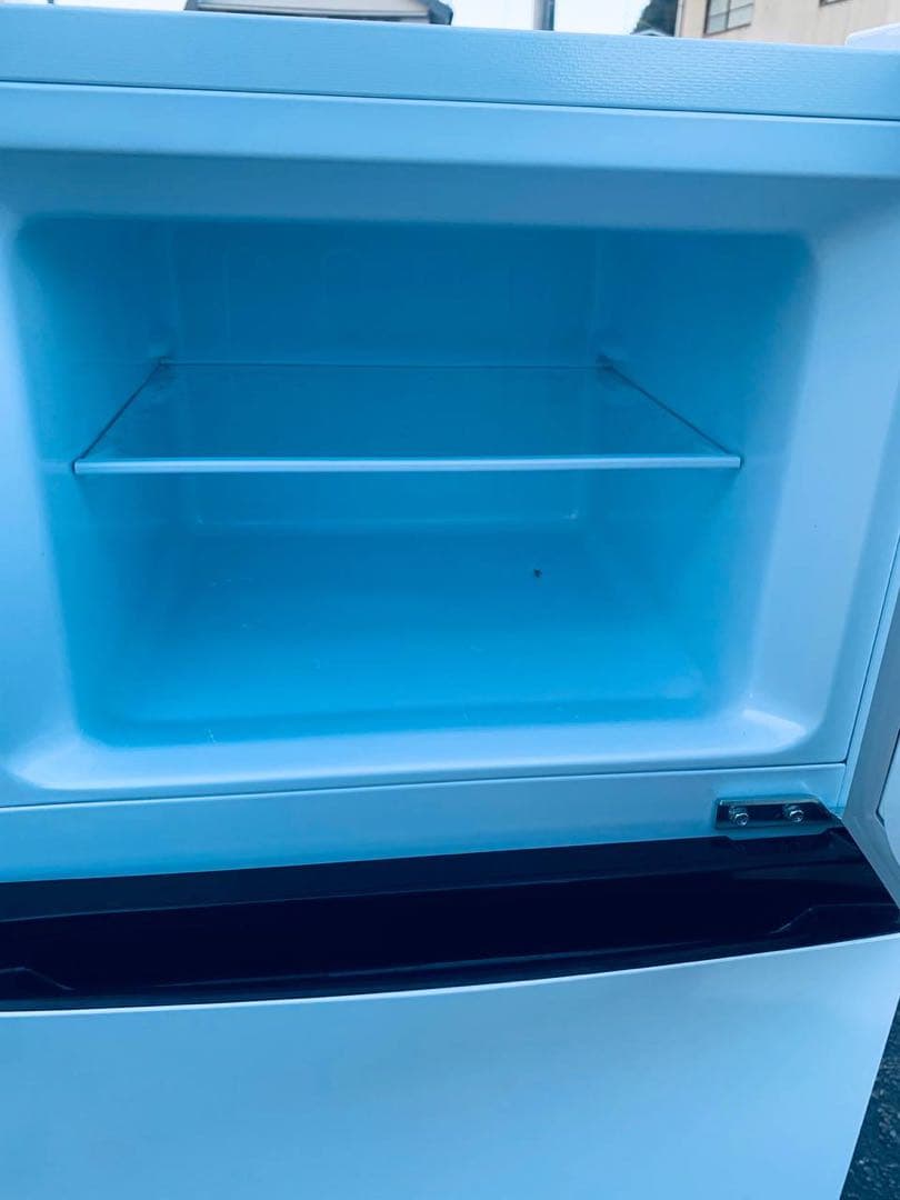 ♻️送料設置無料　Hisense ノンフロン冷凍冷蔵庫 HR-B12E2W