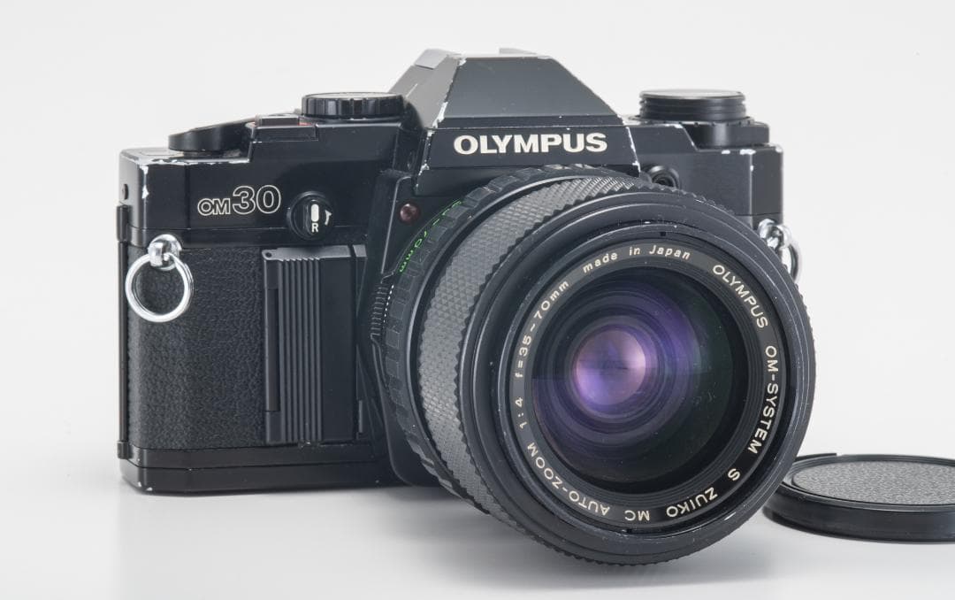 フィルムカメラ OLYMPUS OM30 /MC AUTO ZOOM f4 35-70 #32