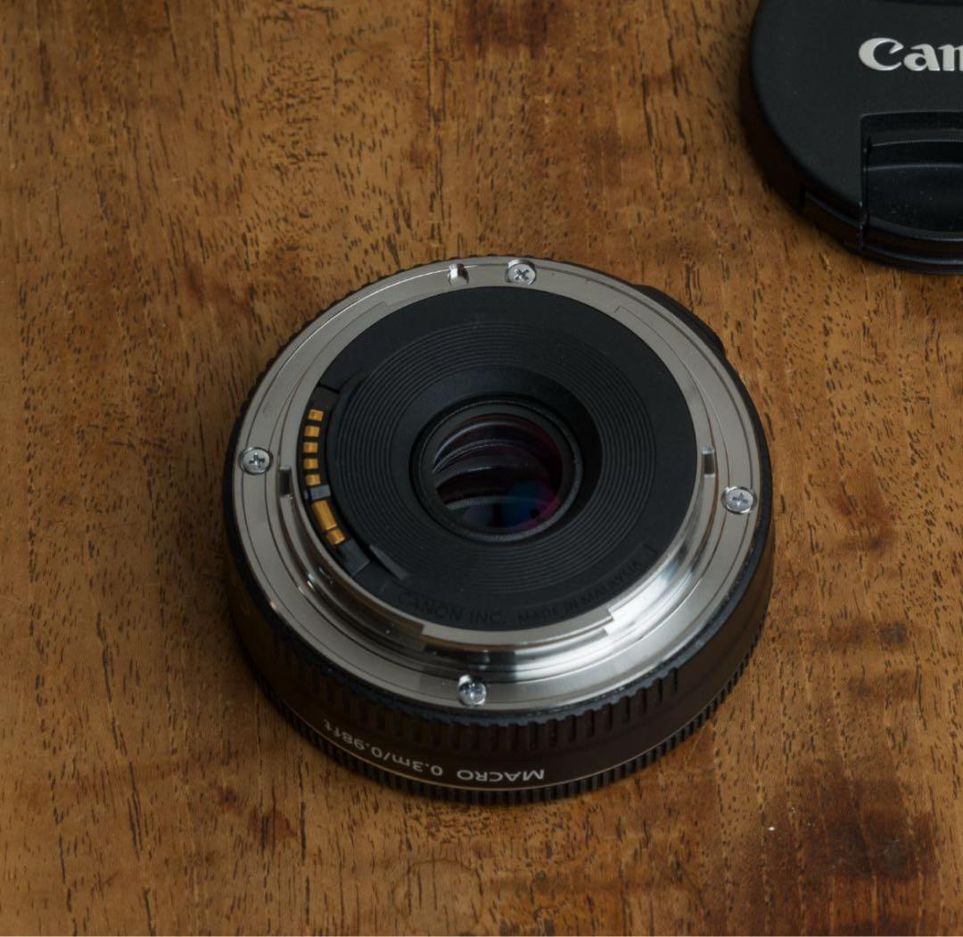 ⭐️CANON EF40mm F2.8 STM 前後キャップ ブラックミスト付き⭐️