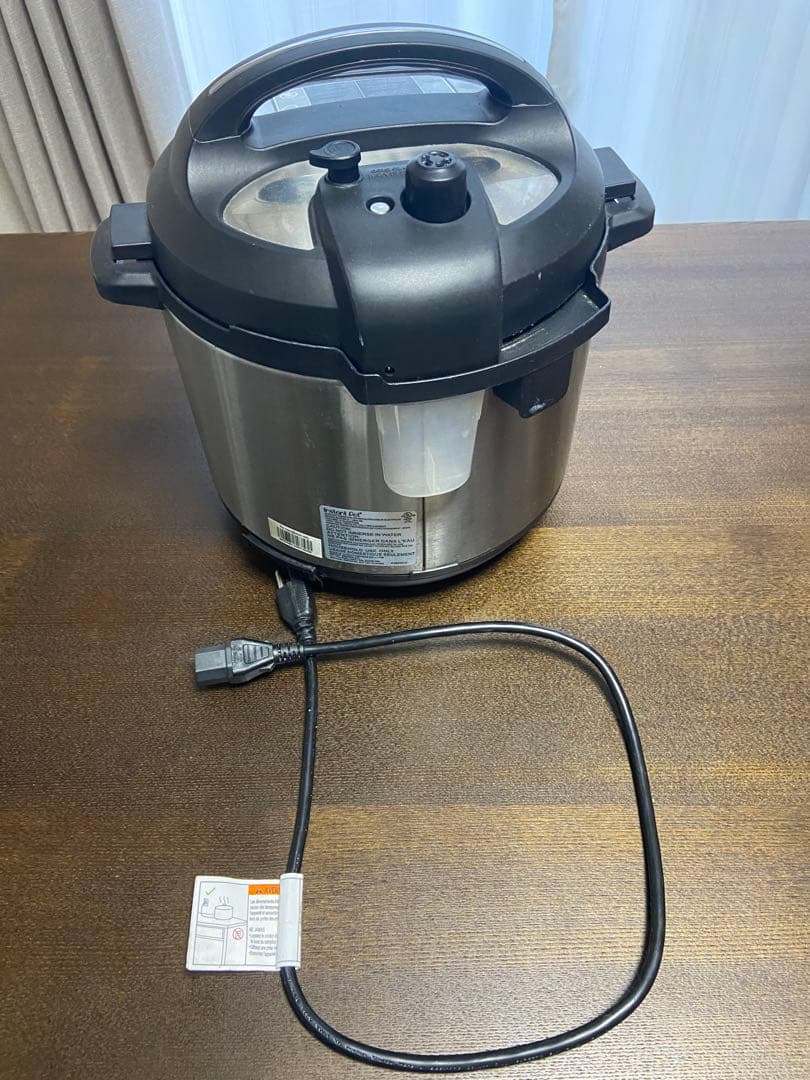 アメリカ　Instant Pot Ultra 6L 電気圧力鍋