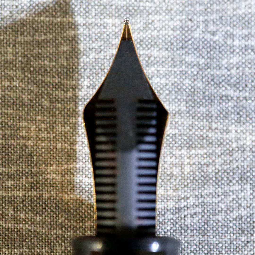 【美品 送料込み】モンブラン 万年筆 １４９ マイスターシュテュック