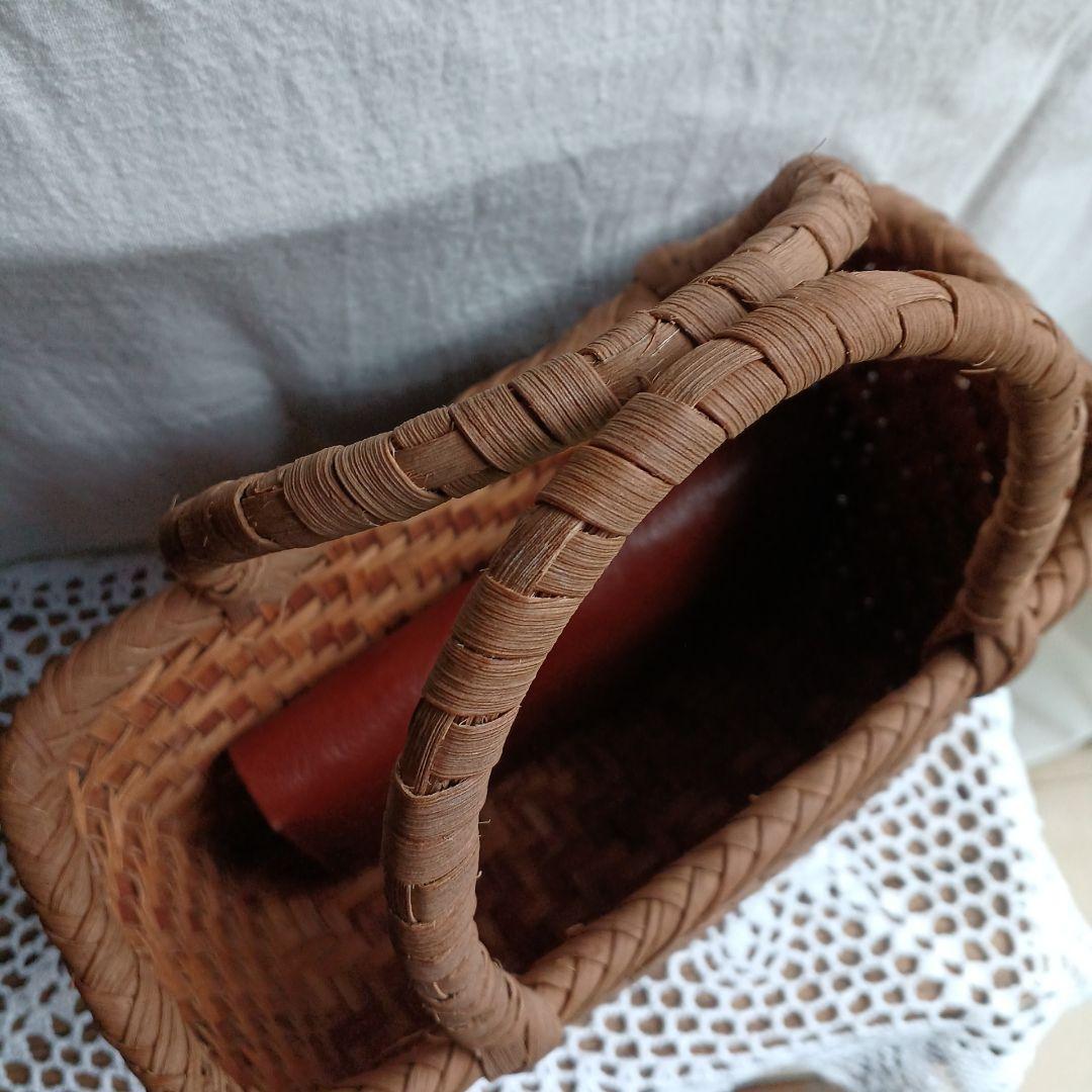 小さい国産山葡萄かご