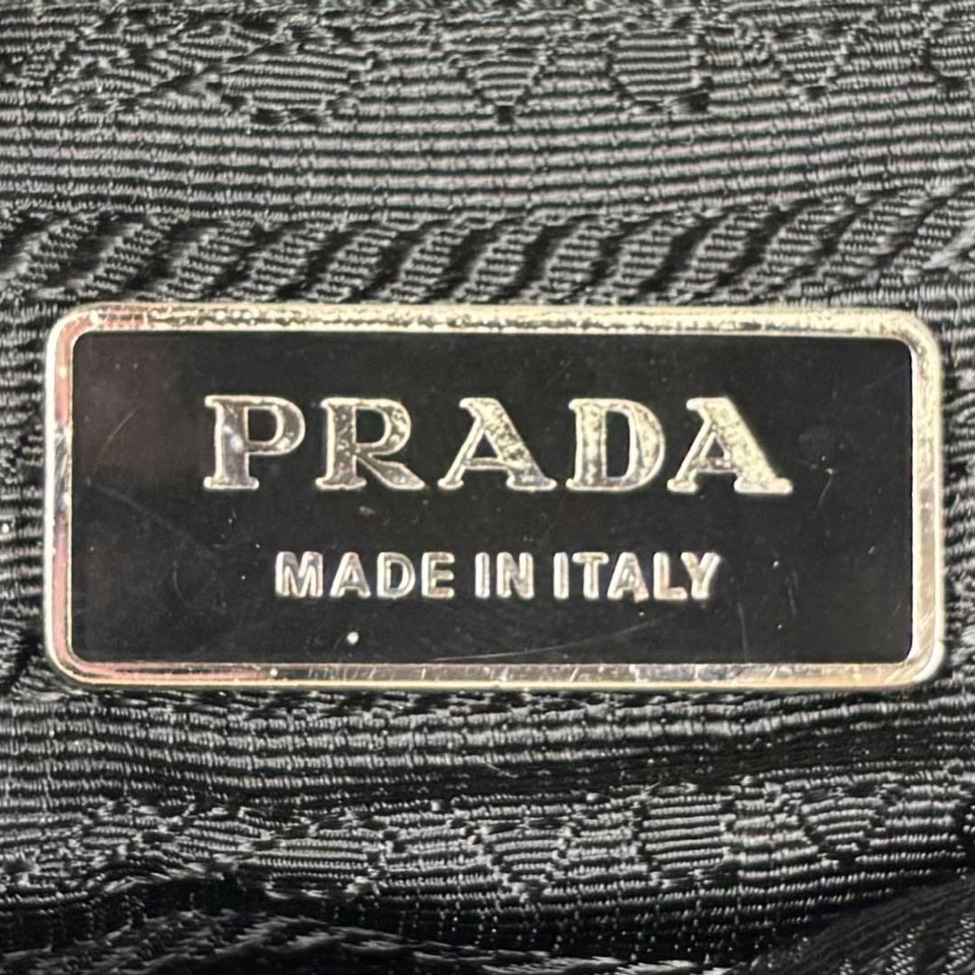 美品 PRADA ナイロン ショルダーバッグ 三角プレート 斜め掛け ブラック