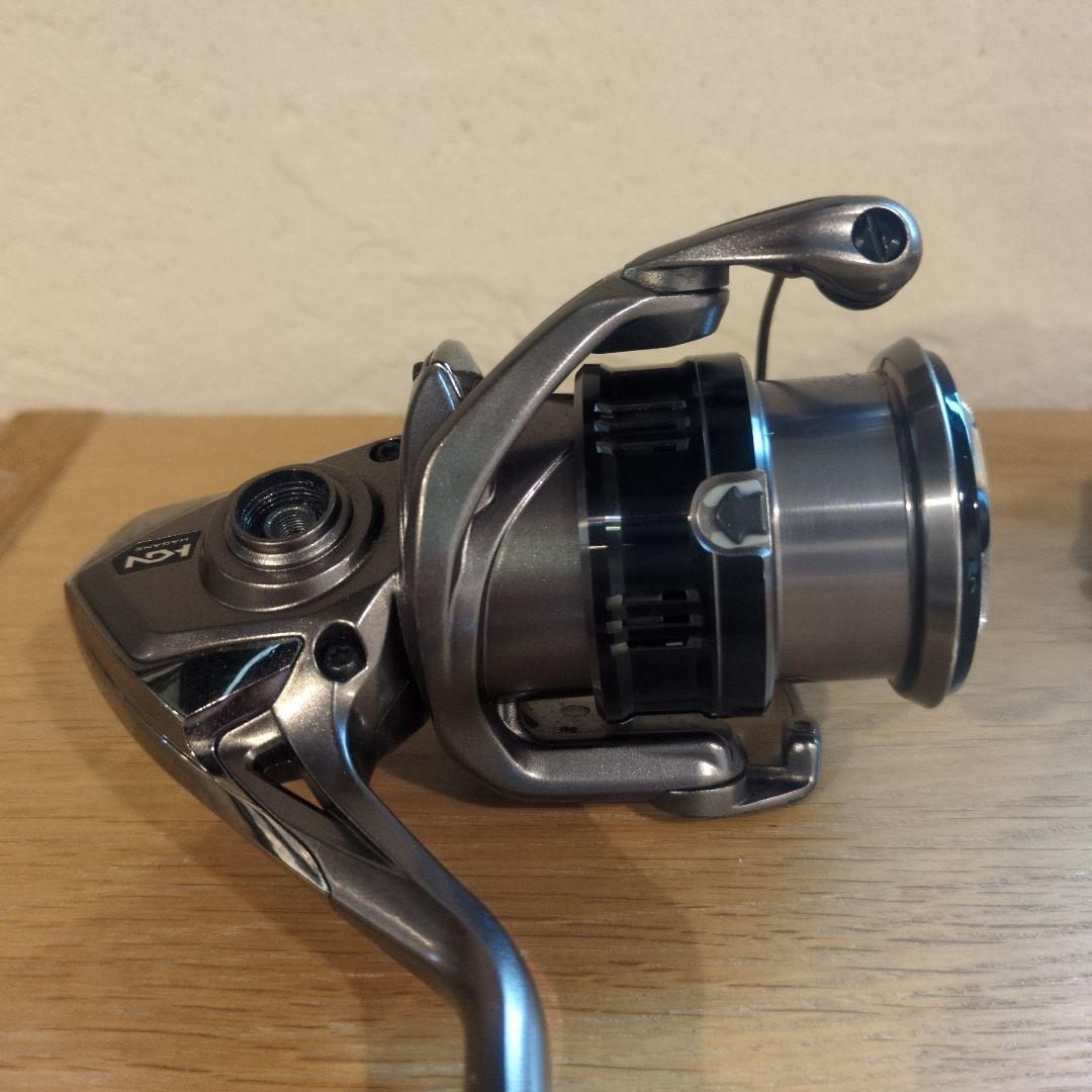 17 コンプレックスCI4+ 2500S F6 シマノ