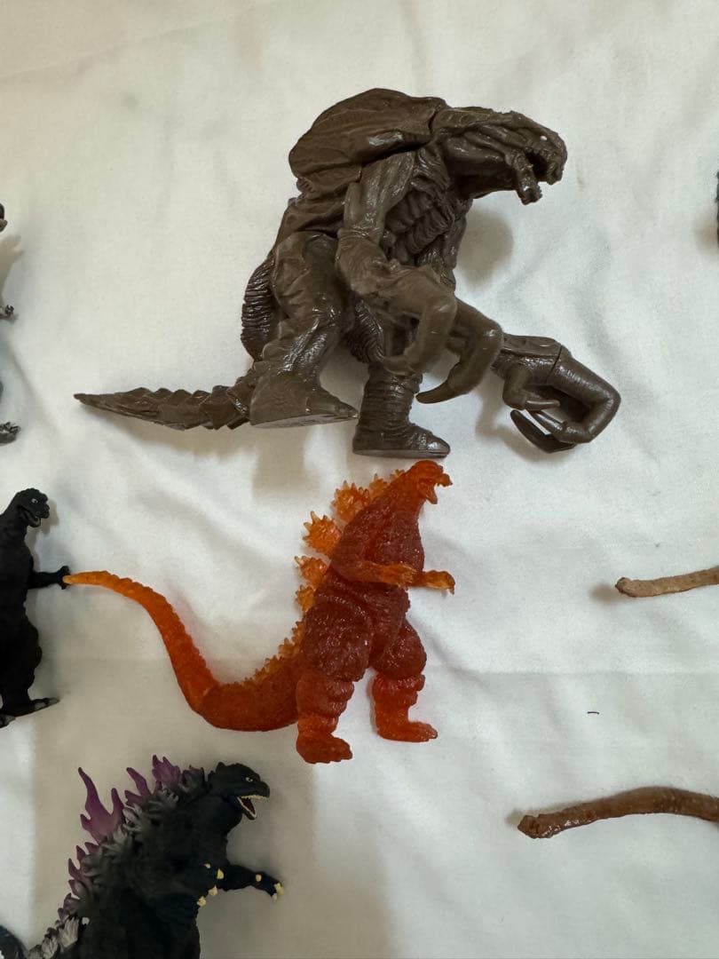 HGゴジラ　食玩ガチャ等トレーディングフィギュア　まとめ売り　シンゴジラ　バトラ