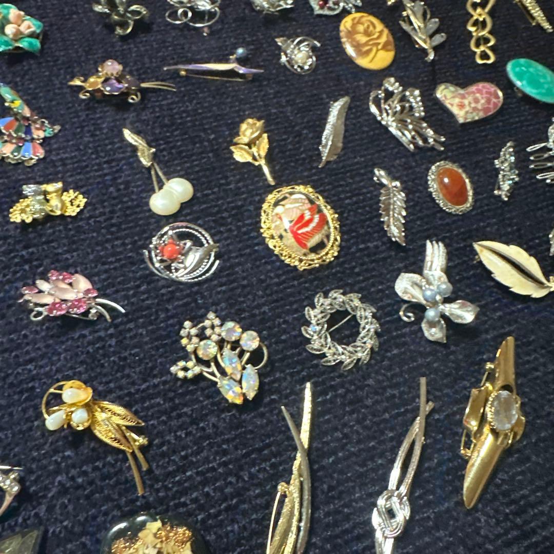 【vintage】ブローチ　130点以上　まとめ売り　大量