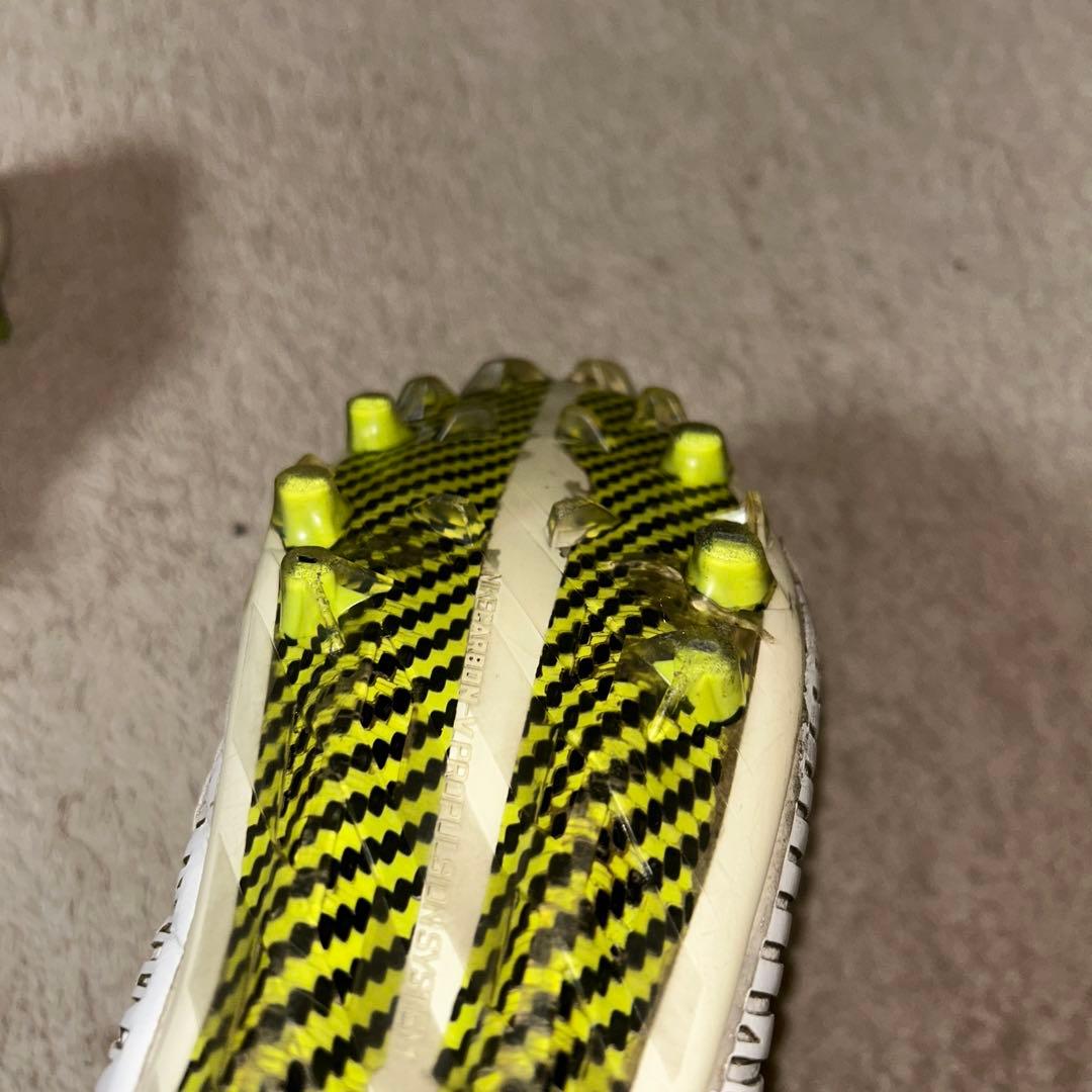 アメリカンフットボール スパイク