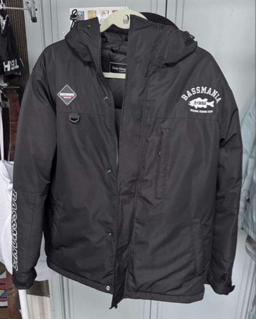 バスマニア　アーチロゴマウンテングースダウンジャケット ブラック Mサイズ