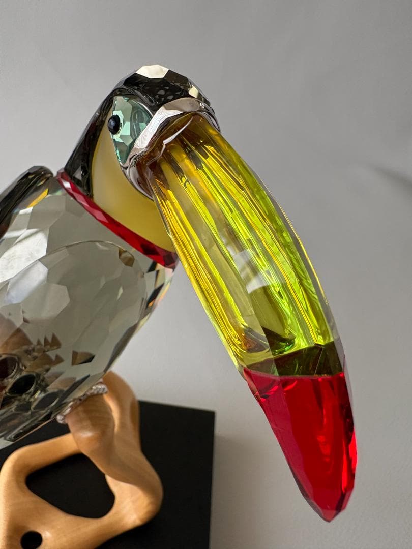 SWAROVSKI オオハシ ブラックダイヤモンド フィギュリン