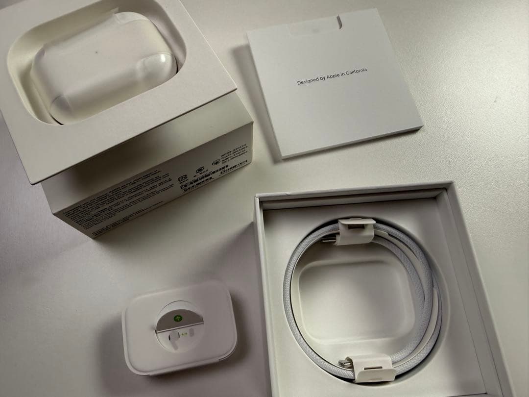 め*様 AirPods Pro 第2世代 - MagSafe充電ケース(USB-