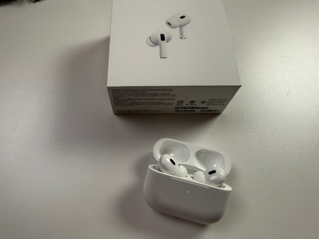 め*様 AirPods Pro 第2世代 - MagSafe充電ケース(USB-