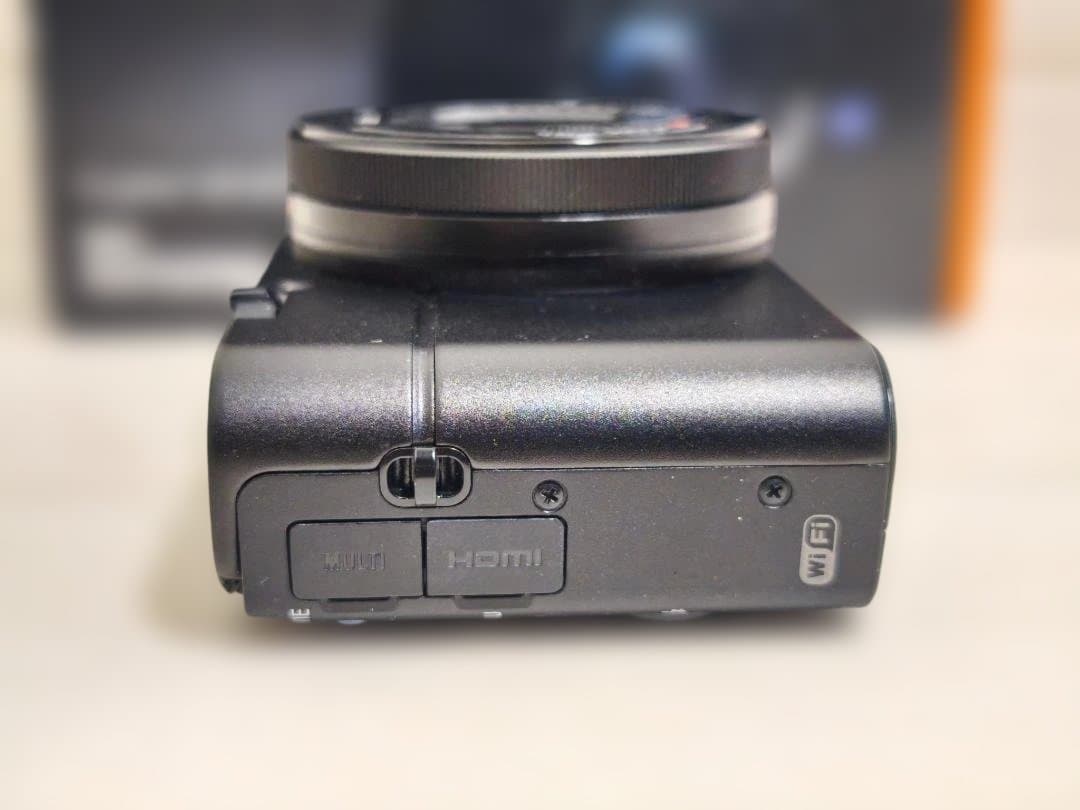 ソニー　SONY Cyber-shot DSC-RX100M3