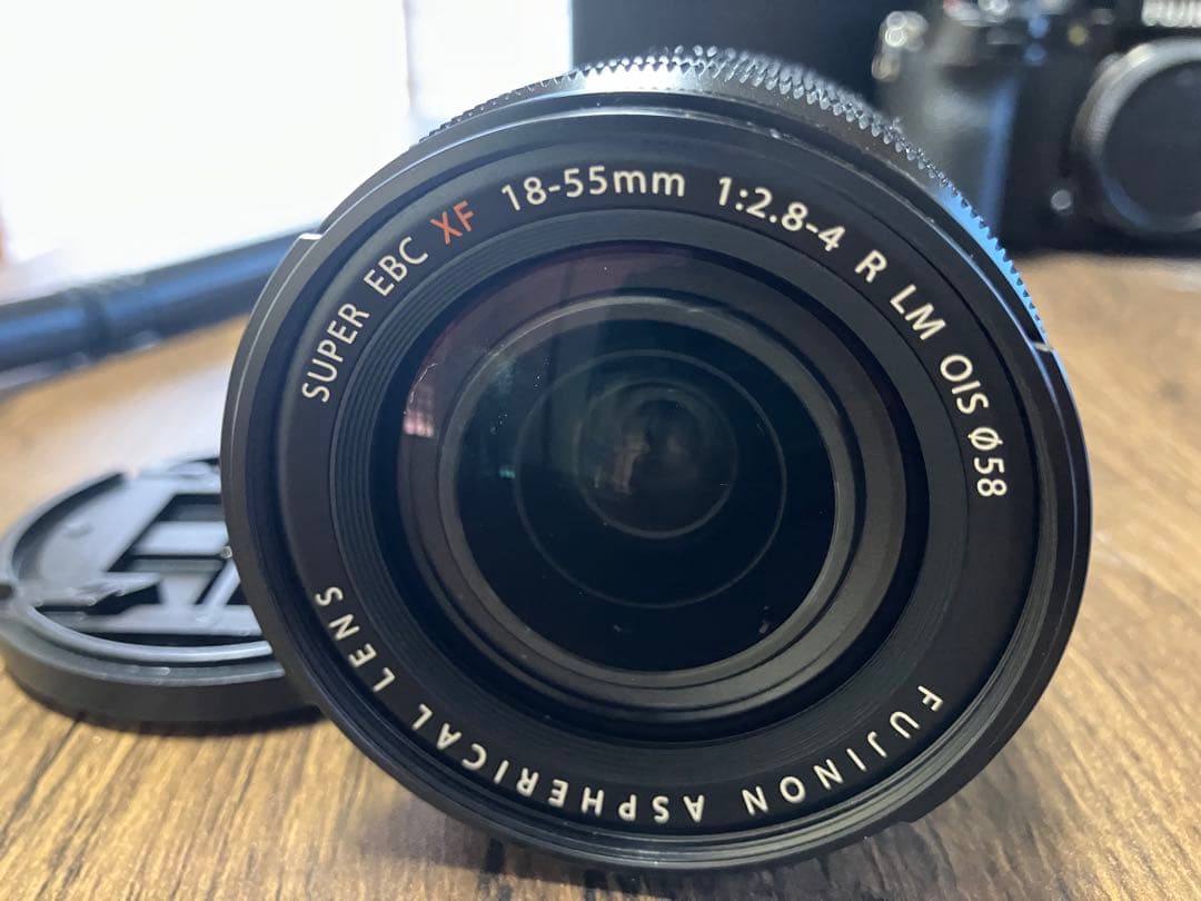 FUJINON XF 18-55mm f/2.8-4 ズームレンズ