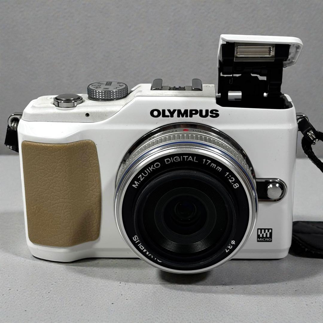 OLYMPUS PEN E-PL2 17mm F2.8 レンズセット