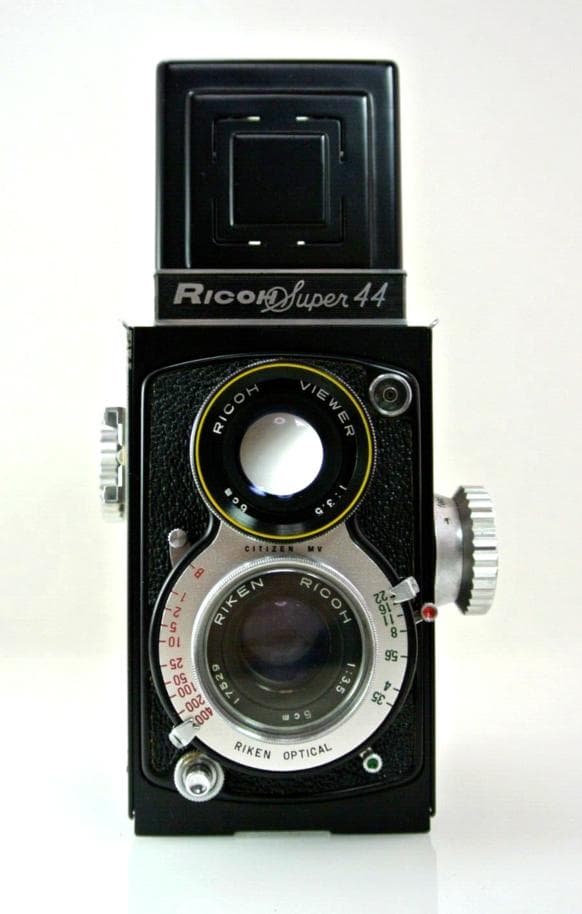 美品！　Ricoh Super 44 二眼レフカメラW/6cm F3.5 レンズ