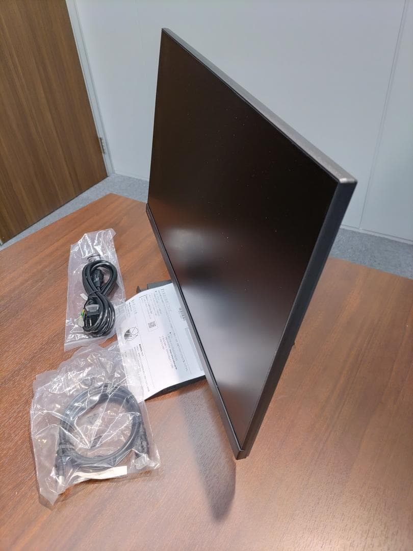 パソコンのモニター　23.8型ワイド