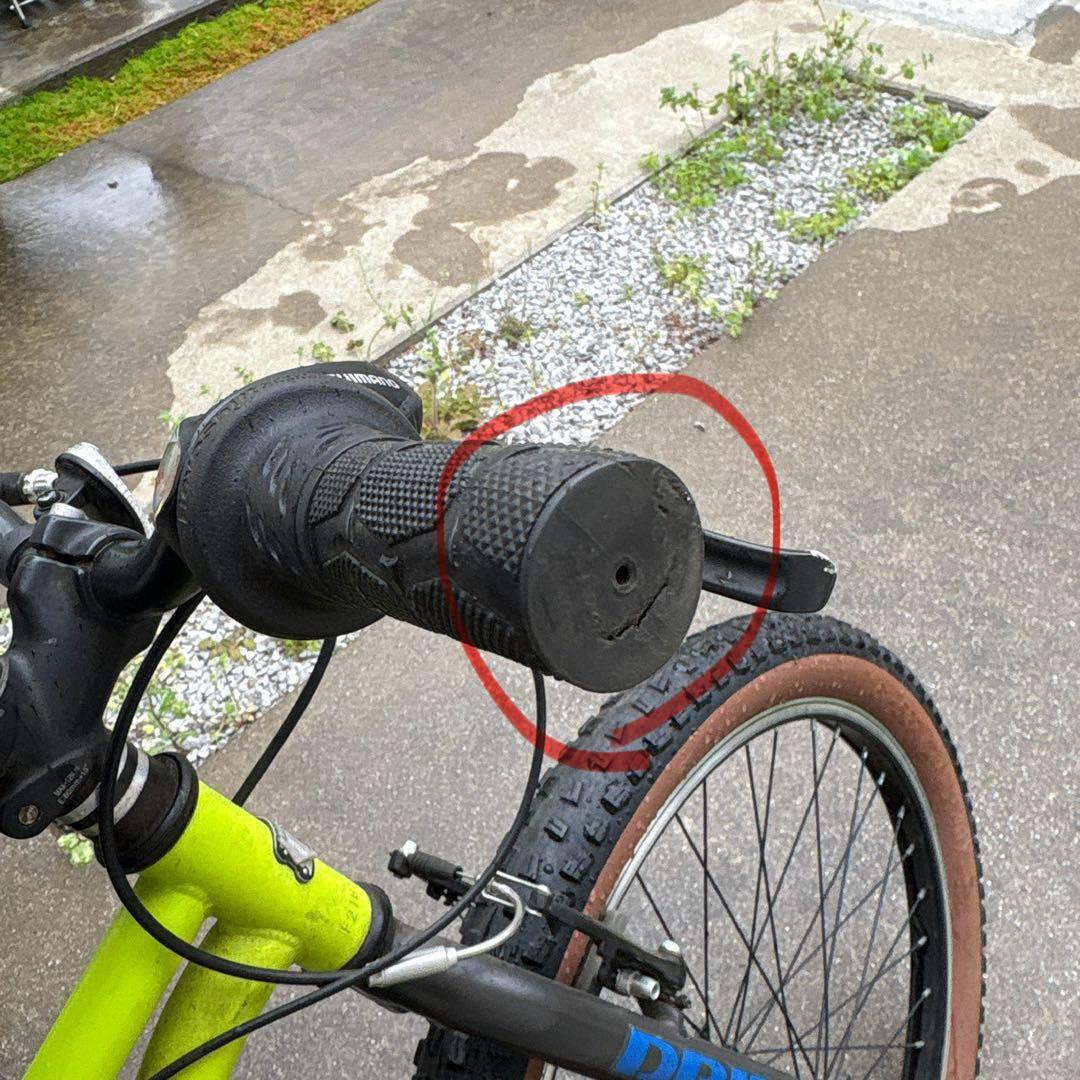 マウンテンバイク　蛍光グリーン asahi