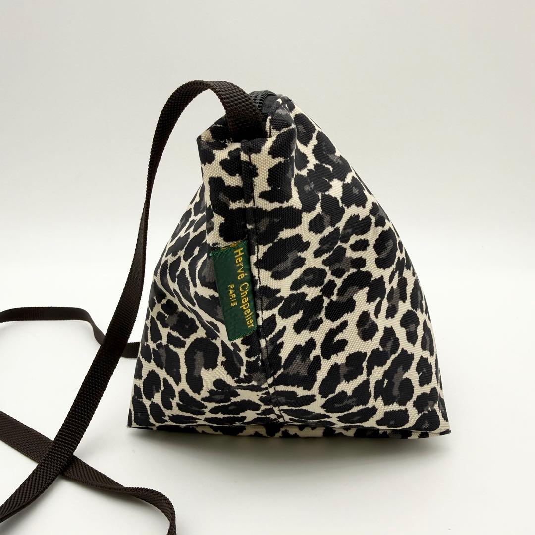 エルベシャプリエ 2885F 舟型ショルダーバッグ S パンサーブラン ヒョウ柄