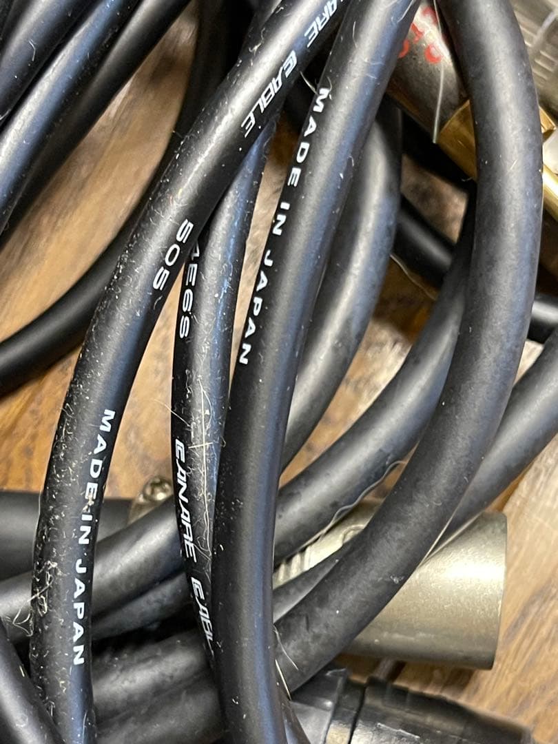 オーディオ ケーブル　プラグ 類　画面全部　映像　カラオケ