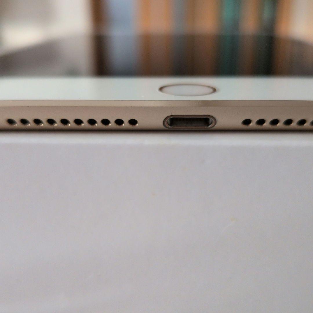 【中古・美品】iPad mini4 Wi-Fi Model 128GB Gold