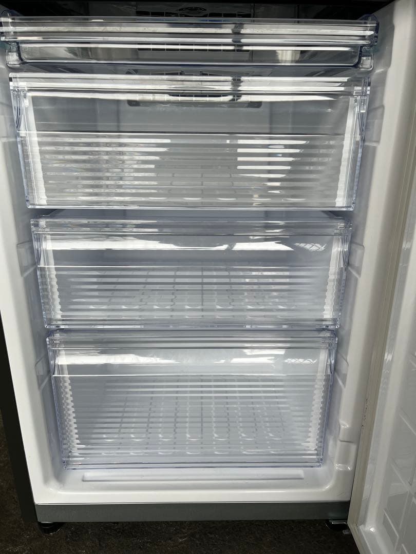 SHARP中古冷蔵庫 280L 2024年製 形名SJーPD28KーT