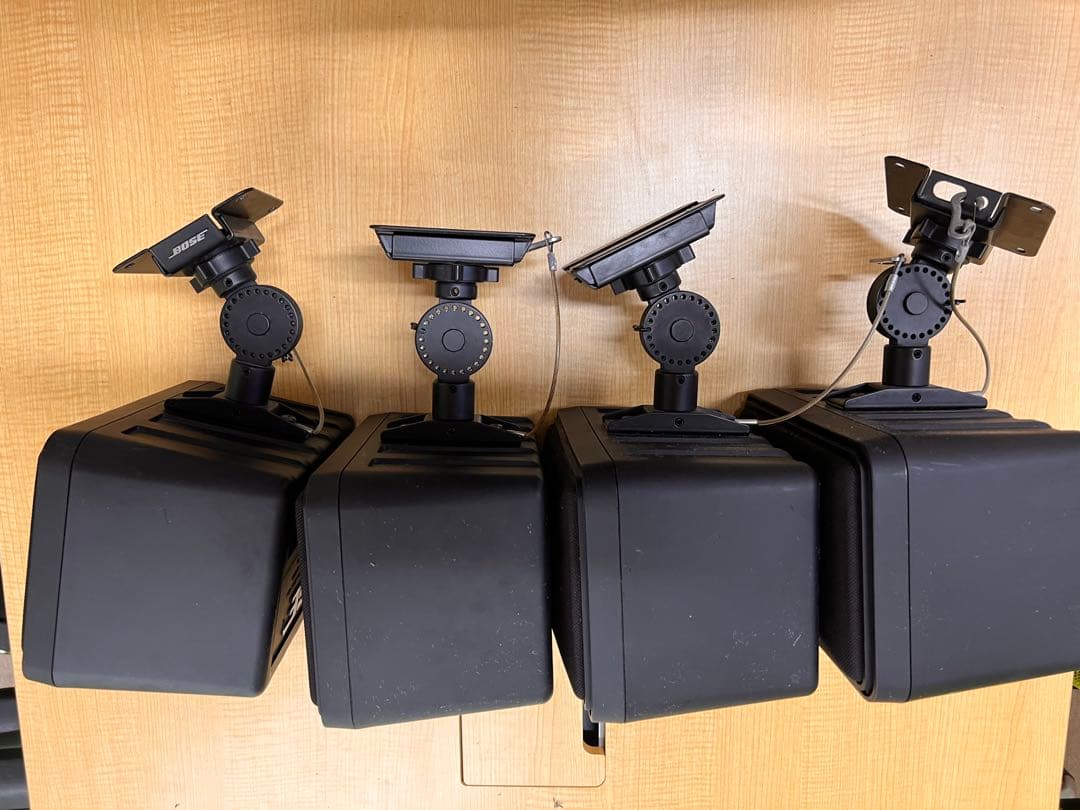 Bose ボーズ スピーカー101MM 4個セット 天吊り用ブラケット付き
