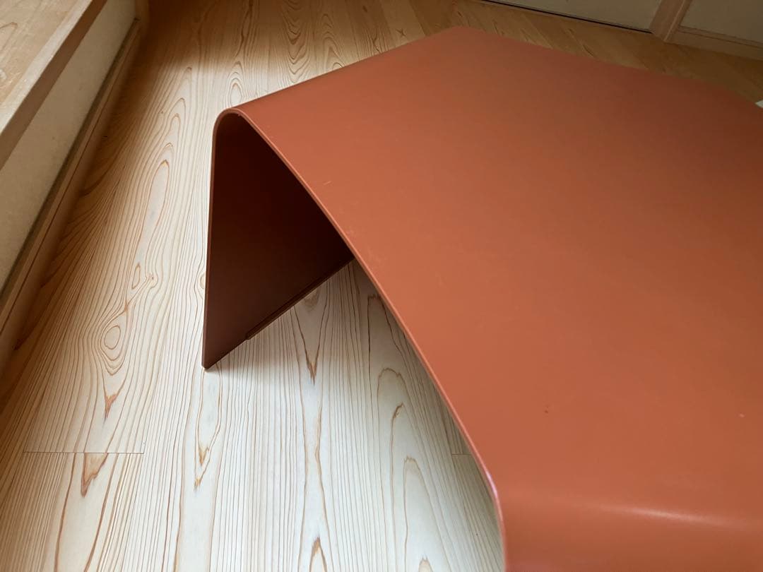 センターテーブル　スチール　モダン　ミッドセンチュリー　北欧　デザイン