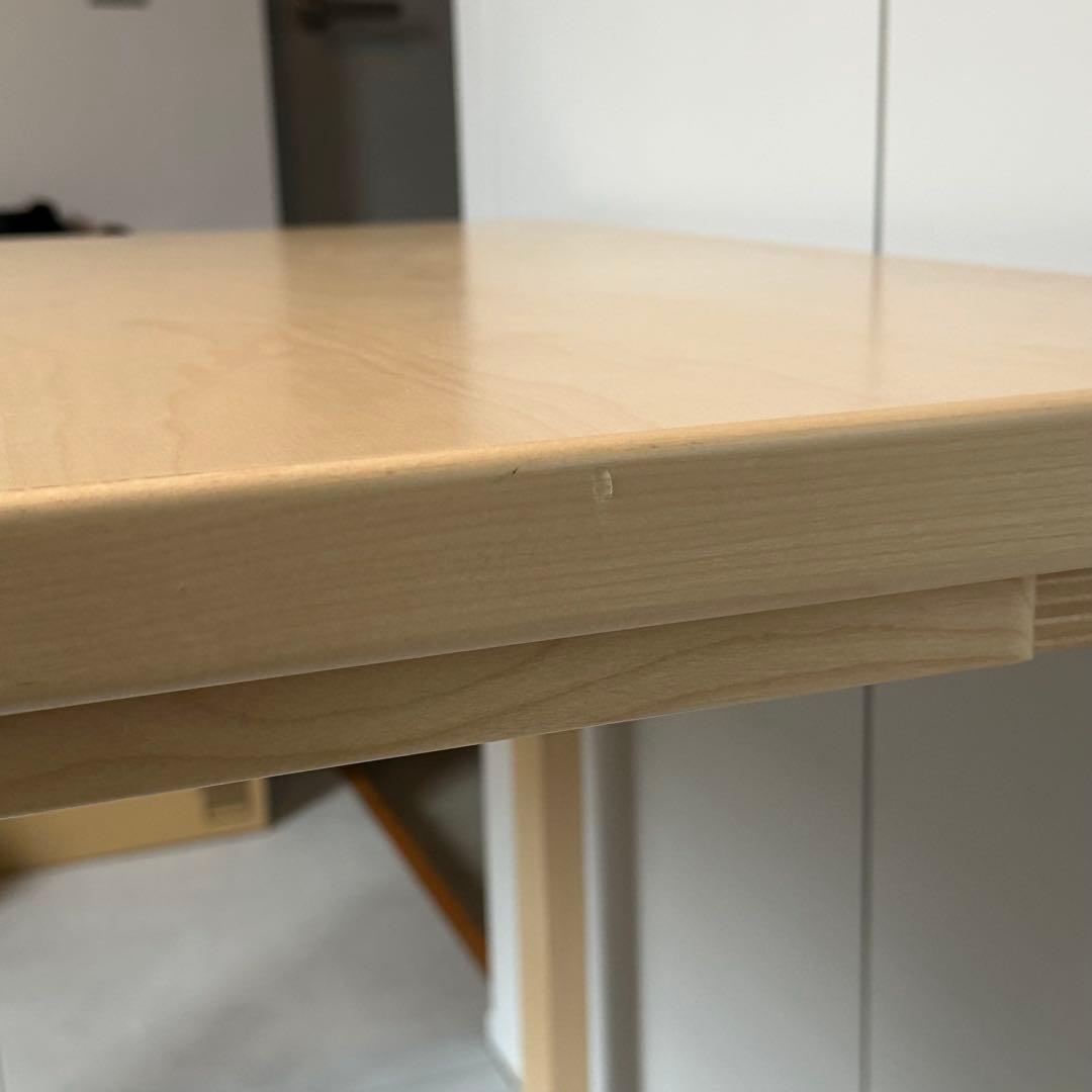 Artek 81C テーブル