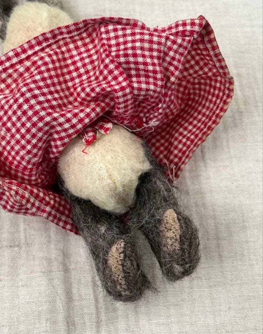 アンティークヴィンテージ英国製小さなうさぎバニーぬいぐるみテディベアビスクドール