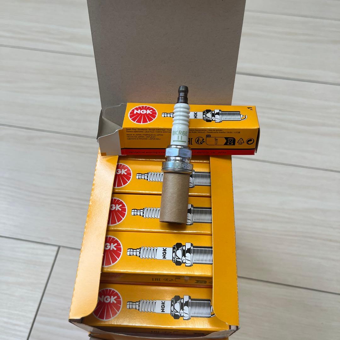 NGK スパークプラグ BKR6E-11 40本セット 新品未使用 2756