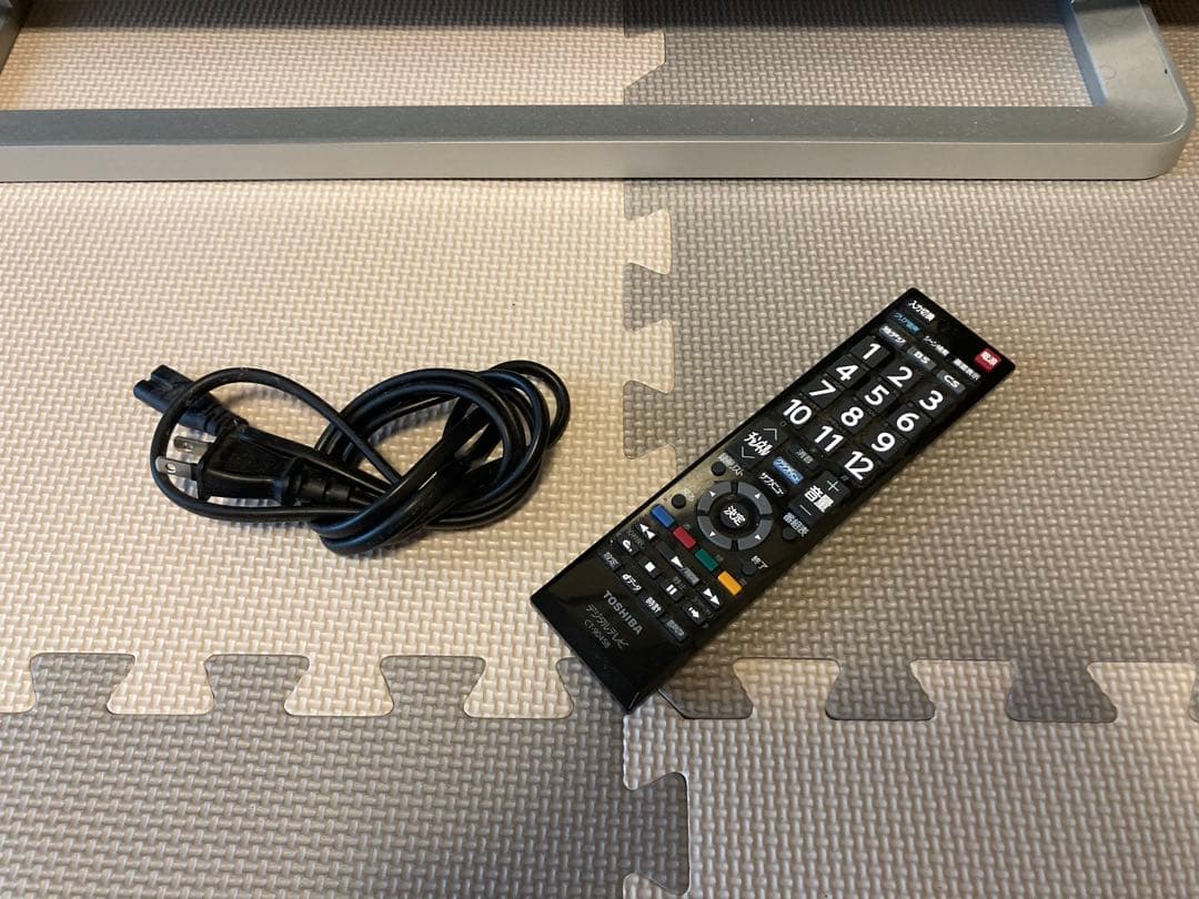 TOSHIBA 液晶テレビ 本体