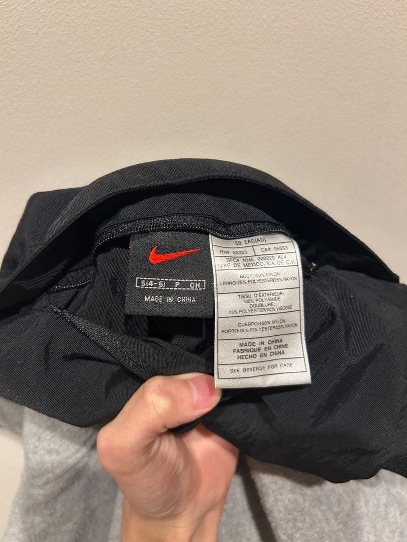 00s old nike リバーシブルナイロン&フリースジャケット　フード付き