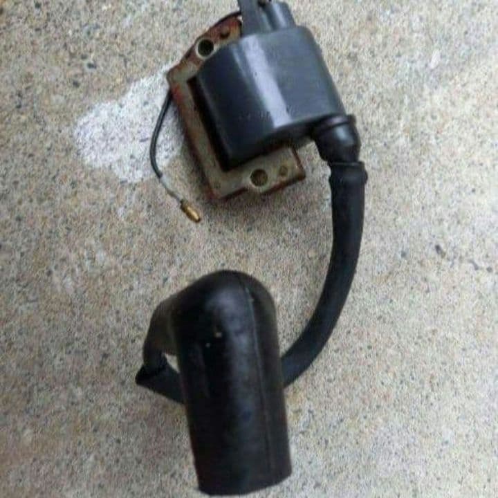 【Teru品】オイルタンク、フロントウィンカー、ウインカースイッチなど5点