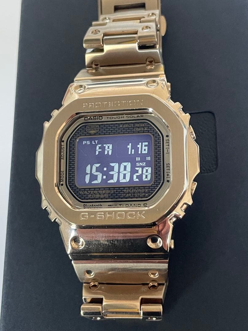 ア*ル様 <美品>G-SHOCKカシオ フルメタル GMW-B5000GD-1J