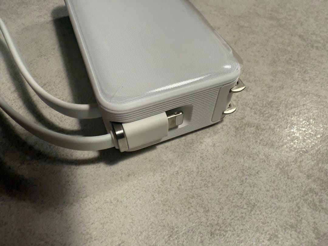 【未使用品】Anker モバイルバッテリー